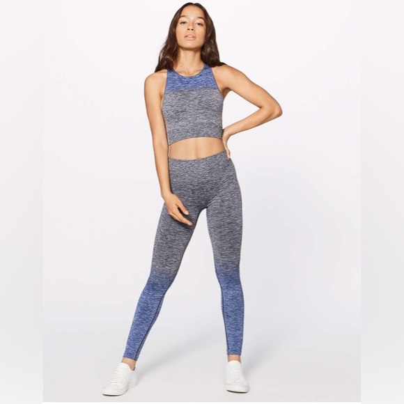 Lululemon Balance & Resist 7/8 Tight (25")
Midnight Navy / White / Psychic - Picture 3 of 9